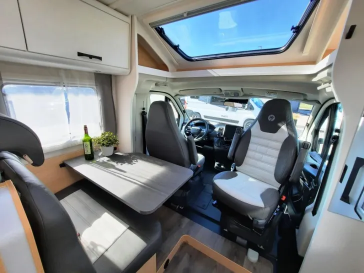 Fahrzeugbild Sunlight T 58 Adventure Edition Verfüg./Sparen Sie 12.886,- € #8
