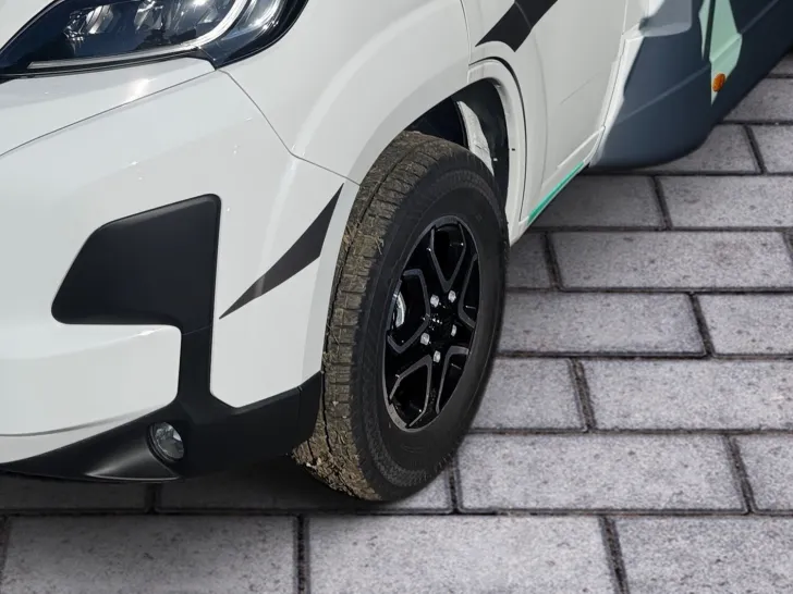 Fahrzeugbild Sunlight Adventure T 68C Keep on Rolling Aktion #6