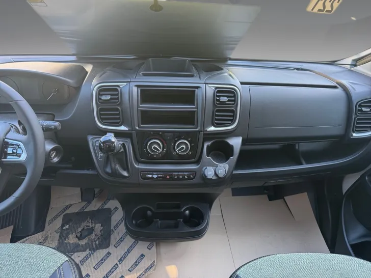 Fahrzeugbild Sunlight Adventure T 66S Keep on Rolling Aktion #8