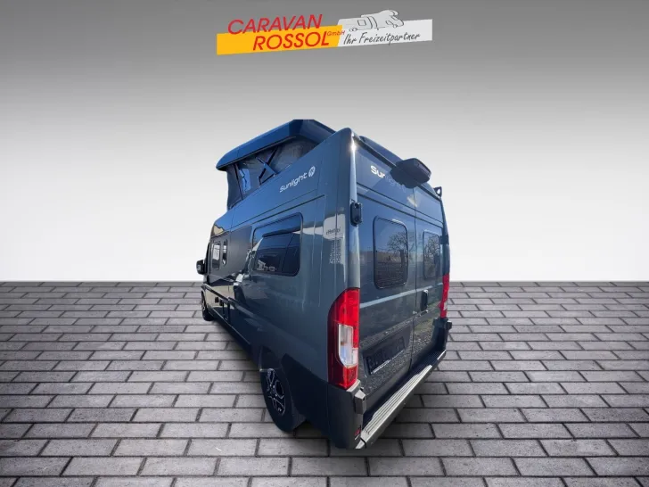 Fahrzeugbild Sunlight Adventure Cliff 602 Keep on Rolling Aktion #5