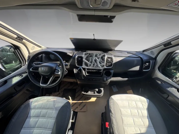 Fahrzeugbild Sunlight Adventure Cliff 602 Keep on Rolling Aktion #10