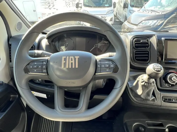 Fahrzeugbild Weinsberg CaraBus 540 MQ EDITION [FIRE] #6