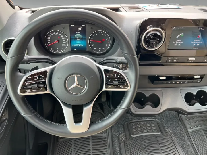 Fahrzeugbild Carthago c-tourer T 143 LE Mercedes-Benz (524) #8