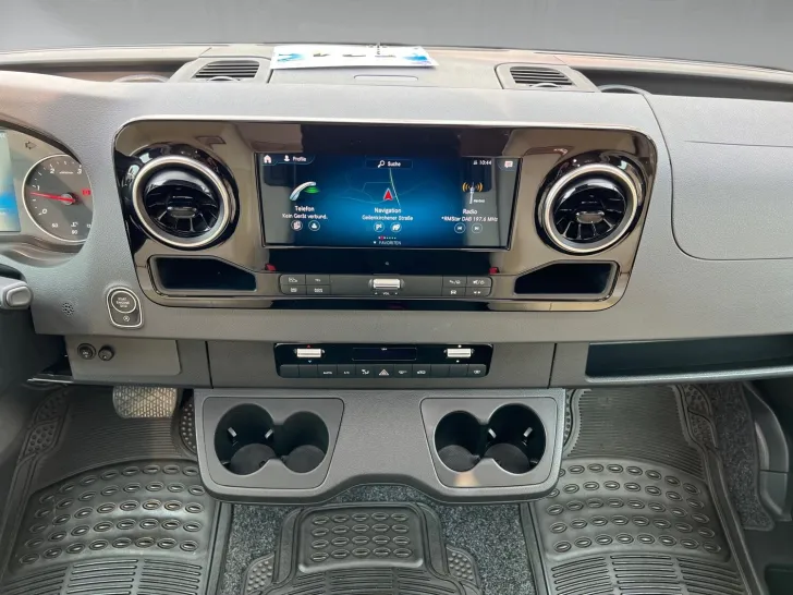 Fahrzeugbild Carthago c-tourer T 143 LE Mercedes-Benz (524) #9