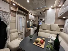 Fahrzeugbild Carthago c-tourer T 143 LE Mercedes-Benz (524) #14