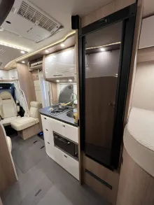 Fahrzeugbild Carthago c-tourer T 143 LE Mercedes-Benz (524) #21