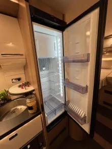 Fahrzeugbild Carthago c-tourer T 143 LE Mercedes-Benz (524) #23