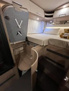 Fahrzeugbild Carthago c-tourer T 143 LE Mercedes-Benz (524) #26