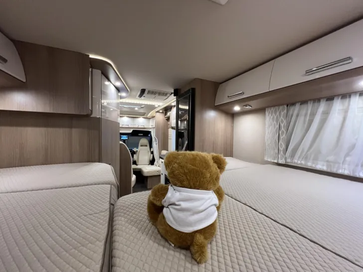 Fahrzeugbild Carthago c-tourer T 143 LE Mercedes-Benz (524) #29