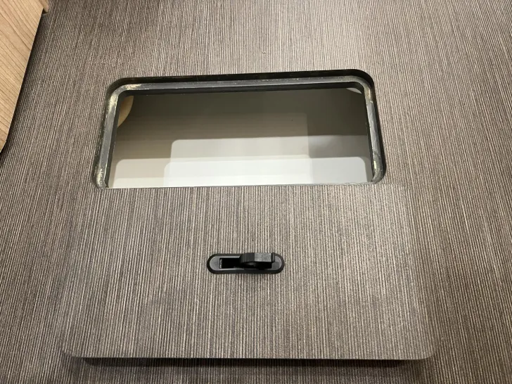 Fahrzeugbild Carthago c-tourer T 143 LE Mercedes-Benz (524) #33