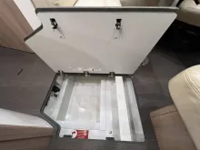 Fahrzeugbild Carthago c-tourer T 143 LE Mercedes-Benz (524) #35