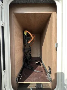 Fahrzeugbild Carthago c-tourer T 143 LE Mercedes-Benz (524) #39