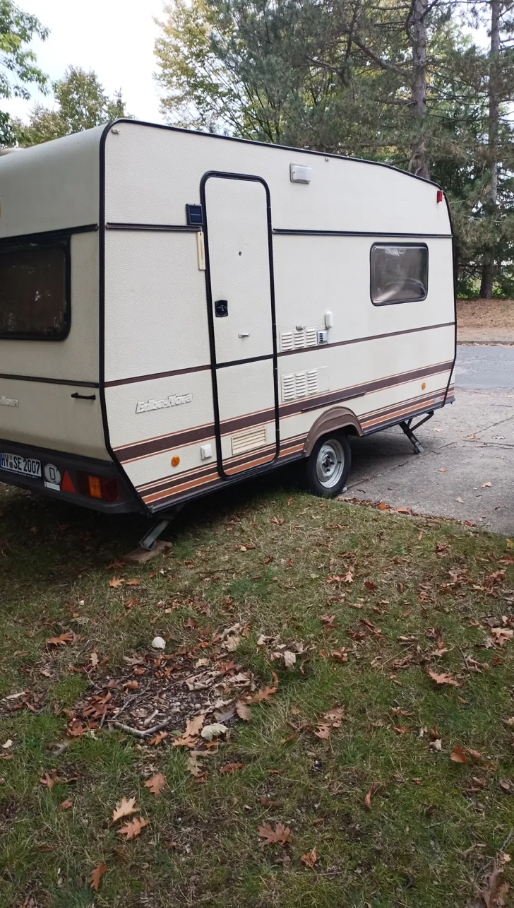 Grundriss Nacht Hymer Eriba Nova 390