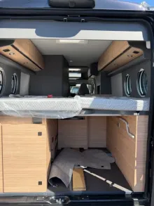 Fahrzeugbild Malibu Van First Class - Two Rooms 640 LE RB charming GT skyview #4