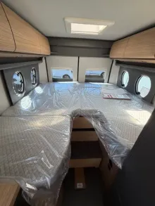 Fahrzeugbild Malibu Van First Class - Two Rooms 640 LE RB charming GT skyview #5