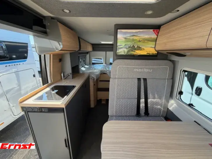 Fahrzeugbild Malibu Van First Class - Two Rooms 640 LE RB charming GT skyview #9