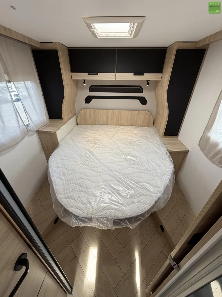 Fahrzeugbild Challenger Teilintegriert Graphite Edition 318 Arctic Drive #18