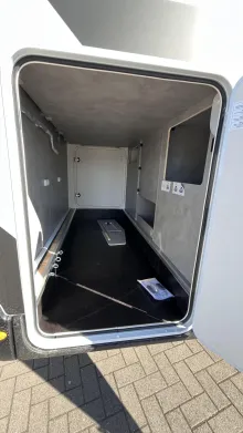 Fahrzeugbild Crosscamp EXPDN 7.0 E Peugeot #4