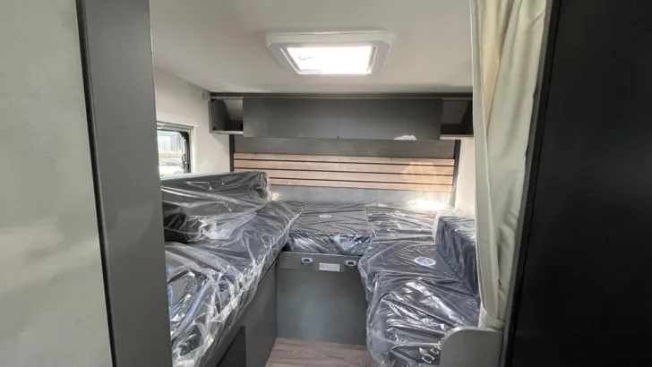 Fahrzeugbild Crosscamp EXPDN 7.0 E Peugeot #12