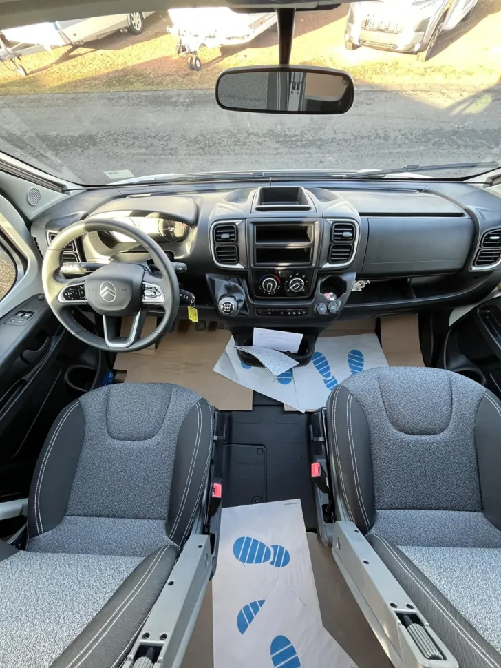 Fahrzeugbild LMC Tracer 690 EL #16