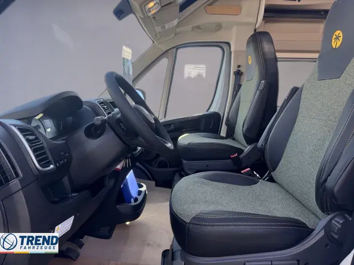 Fahrzeugbild Sunlight Cliff X 640 #7