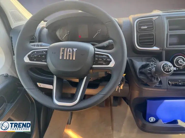 Fahrzeugbild Sunlight Cliff X 640 #8