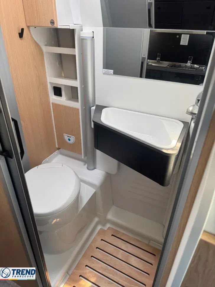 Fahrzeugbild Sunlight Cliff X 640 #15