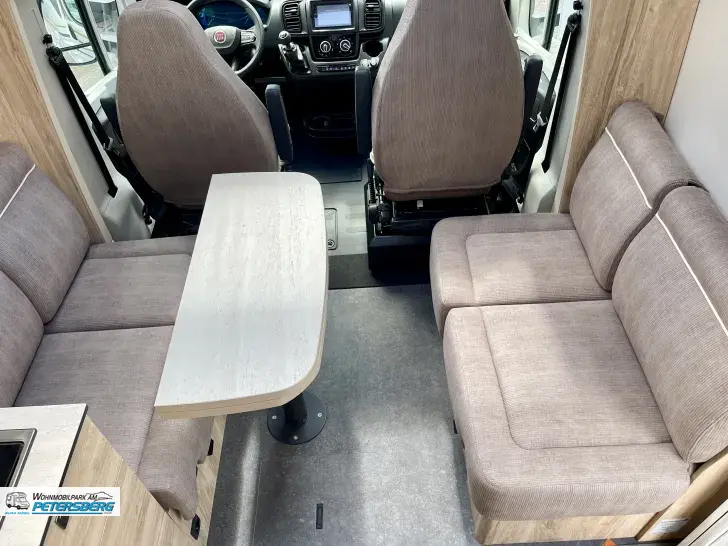 Fahrzeugbild Eura Mobil Profila T 720 EF Mondial Edition Edition 101 5 Jahre Garantie #7