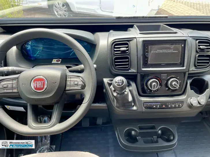 Fahrzeugbild Eura Mobil Profila T 720 EF Mondial Edition Edition 101 5 Jahre Garantie #8