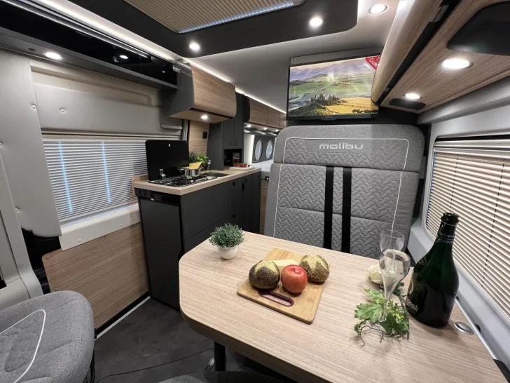 Fahrzeugbild Malibu Van first class - two rooms GT skyview 640 LE RB Fiat (727) #15