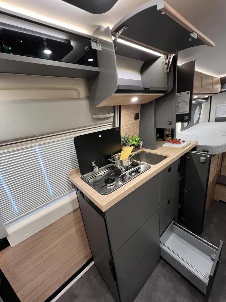 Fahrzeugbild Malibu Van first class - two rooms GT skyview 640 LE RB Fiat (727) #20