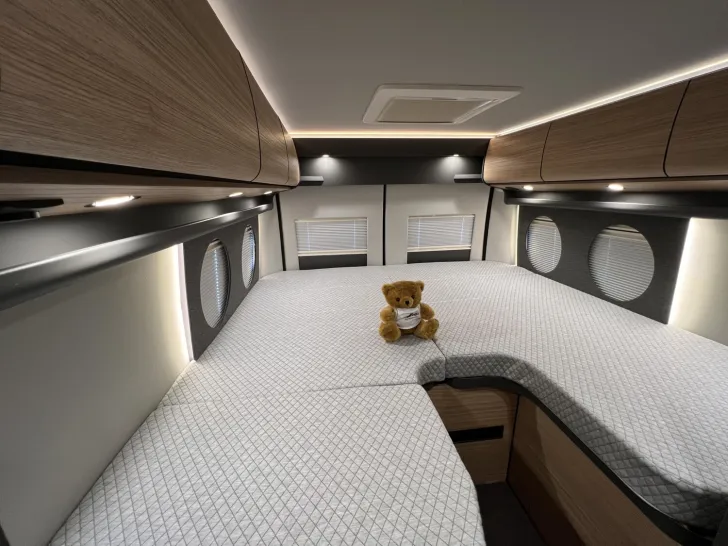 Fahrzeugbild Malibu Van first class - two rooms GT skyview 640 LE RB Fiat (727) #23