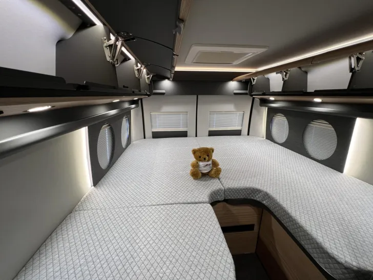 Fahrzeugbild Malibu Van first class - two rooms GT skyview 640 LE RB Fiat (727) #24