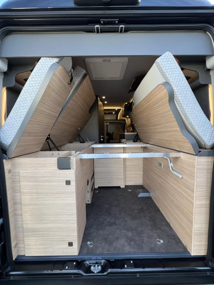 Fahrzeugbild Malibu Van first class - two rooms GT skyview 640 LE RB Fiat (727) #35