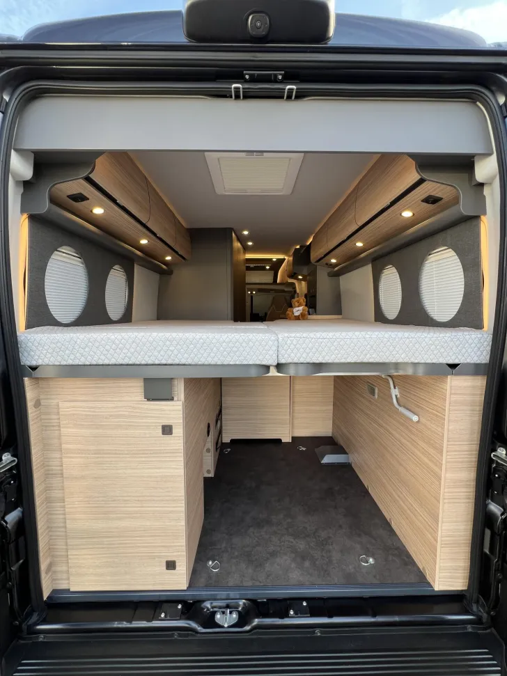 Fahrzeugbild Malibu Van first class - two rooms GT skyview 640 LE RB Fiat (727) #36