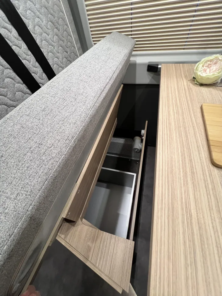 Fahrzeugbild Malibu Van first class - two rooms GT skyview 640 LE RB Fiat (727) #33
