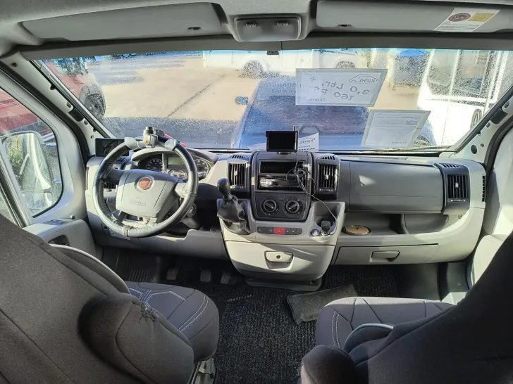 Fahrzeugbild Adria Twin 600 #3