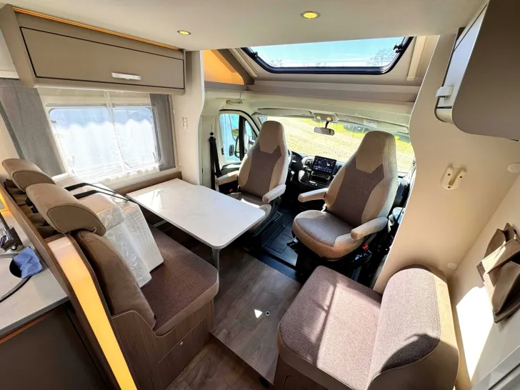 Fahrzeugbild Carado T 328 pro+|DigitalPaket|Hubbett|Automatik #9