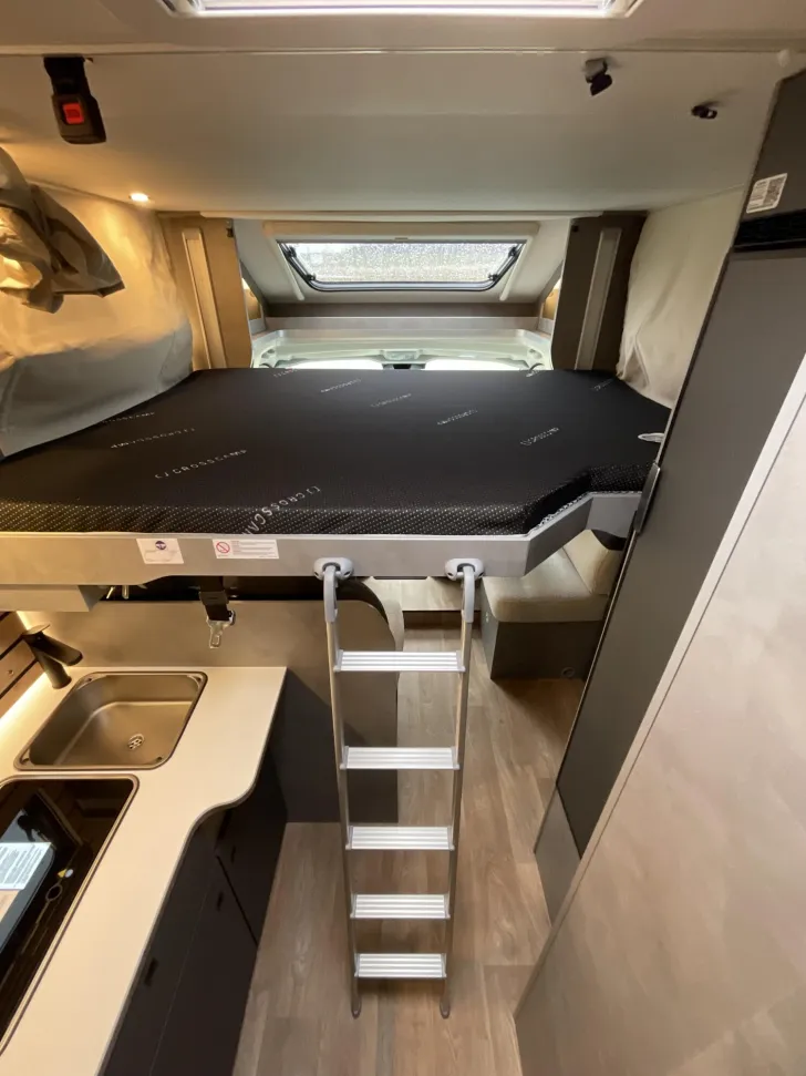 Fahrzeugbild Crosscamp EXPDN T 7.4 E Peugeot #13