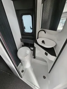Fahrzeugbild Adria Twin Edition 640 SGX ASS-Syteme|8GAut|auf Okt.26 #7