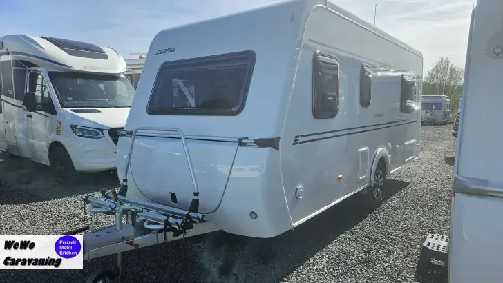 Fahrzeugbild Hymer Eriba Novaline 442 1800kg Truma Combi #19