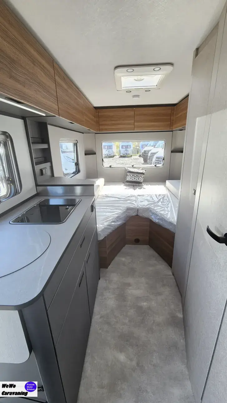Fahrzeugbild Hymer Eriba Novaline 442 1800kg Truma Combi #3