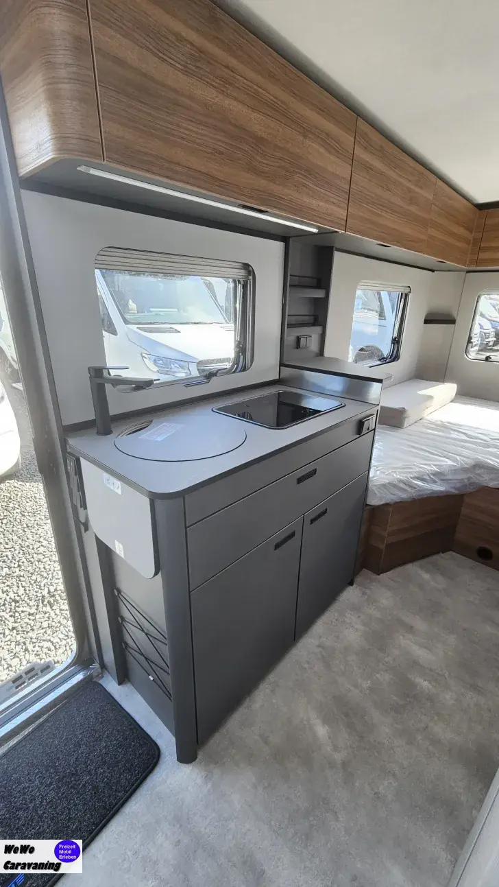 Fahrzeugbild Hymer Eriba Novaline 442 1800kg Truma Combi #5