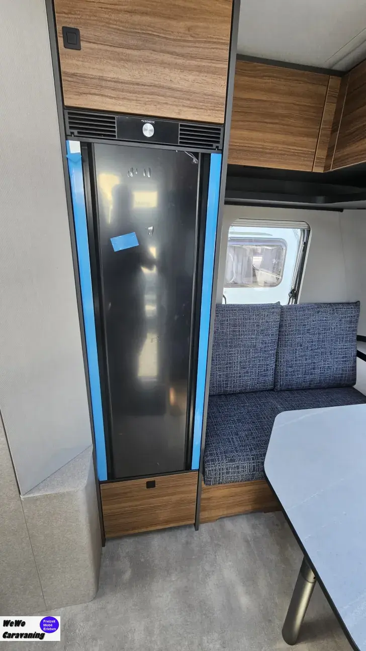 Fahrzeugbild Hymer Eriba Novaline 442 1800kg Truma Combi #9