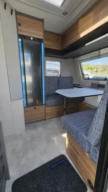 Fahrzeugbild Hymer Eriba Novaline 442 1800kg Truma Combi #8