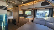 Fahrerhaus Knaus Südwind 540 UE Black Selection 1800 kg/Casual Silver
