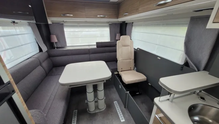 Fahrzeugbild Dethleffs Alpa A 6820-2 *4-Personen*SAT*TV*Navi*Lithium*RF #19