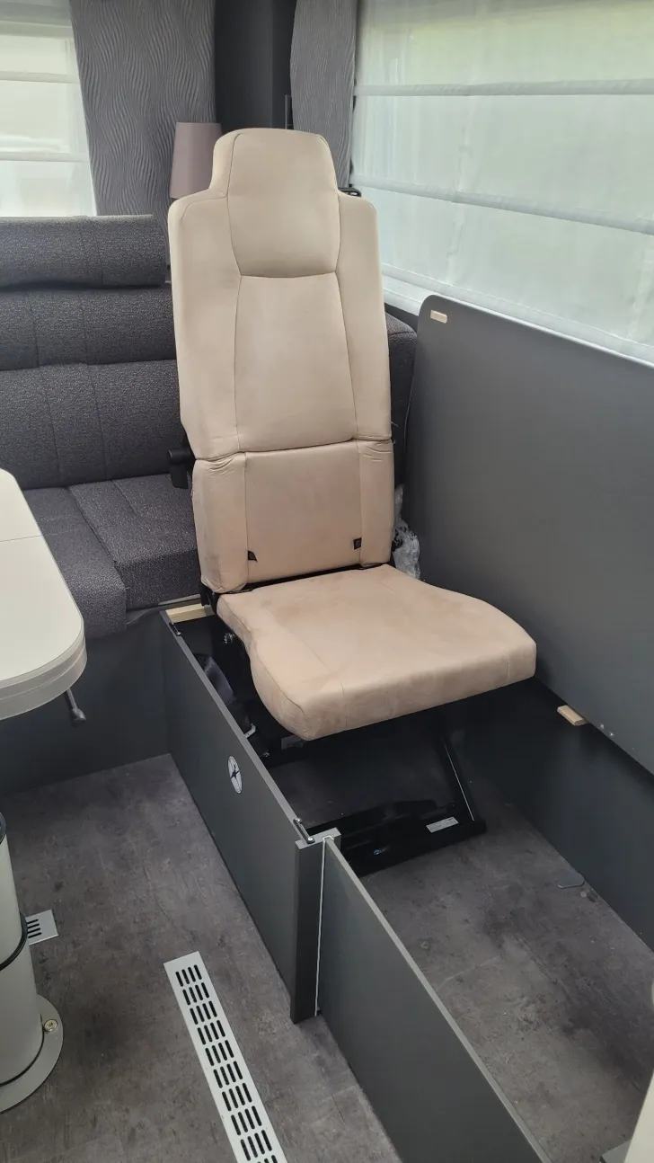 Fahrzeugbild Dethleffs Alpa A 6820-2 *4-Personen*SAT*TV*Navi*Lithium*RF #21