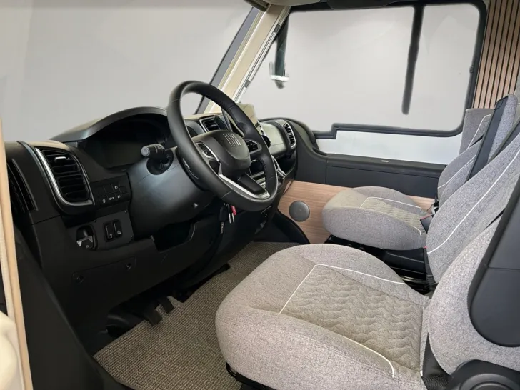 Fahrzeugbild Malibu I 430 KB LE comfort #7