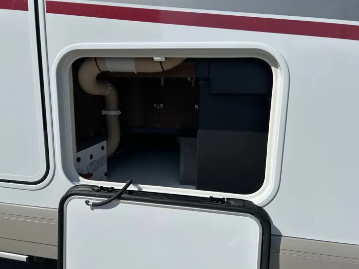 Fahrzeugbild Carthago chic c-line I 4.9 LE #24